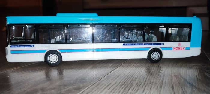 Jouet bus - photo numéro 2