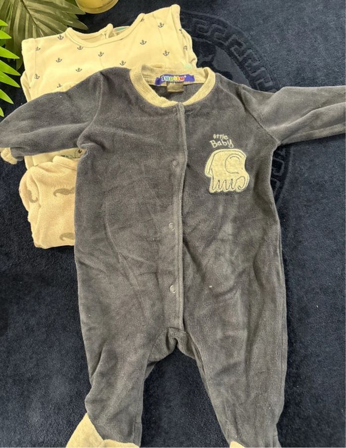 Lots pyjama 3 mois - photo numéro 2