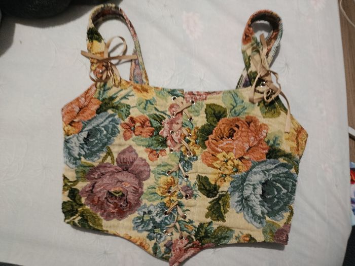 Corset taille S - photo numéro 4