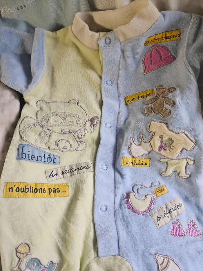 Lot de 7 pyjamas 1 mois - photo numéro 4