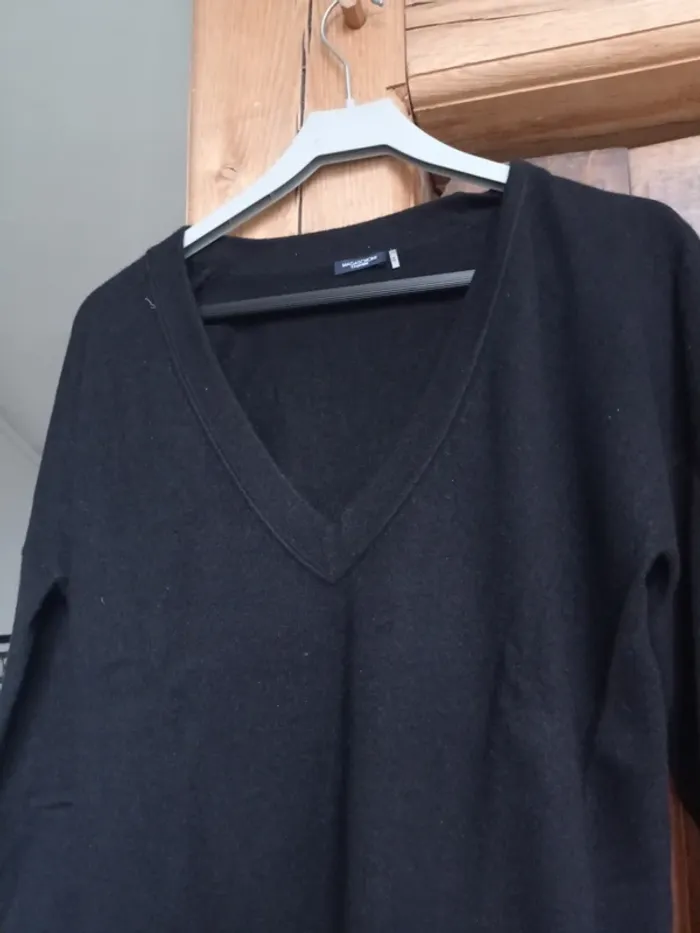 Pull Magaschoni col V noir 100% cachemire taille Xs - photo numéro 4