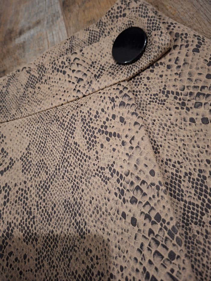 Jupe short - photo numéro 2