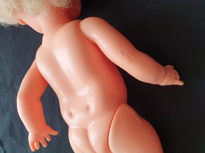 Poupée Bella 14008 yeux dormants marrons H 38 cm Vintage - photo numéro 5