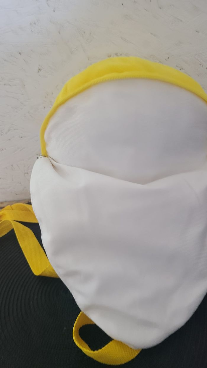 Sac à dos baby shark en peluche- Pinkfong - photo numéro 5