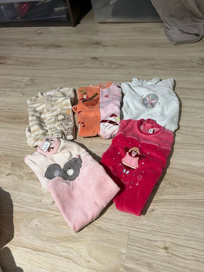 Lot 5 pyjamas 1 mois