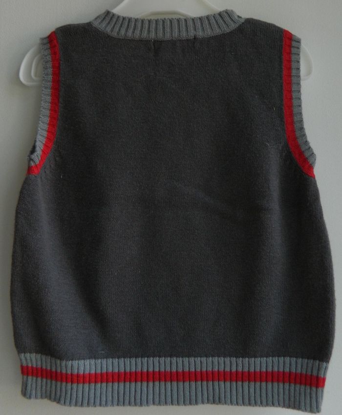 Pull sans manches T 9 mois "U collection" - photo numéro 3