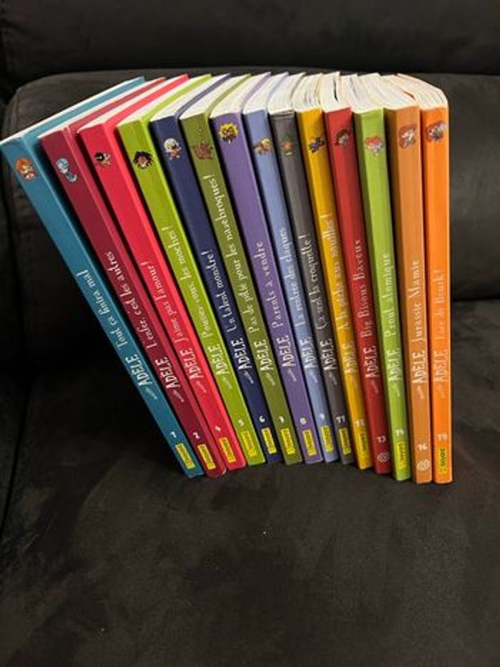 Lot livres  mortelle Adele - photo numéro 2