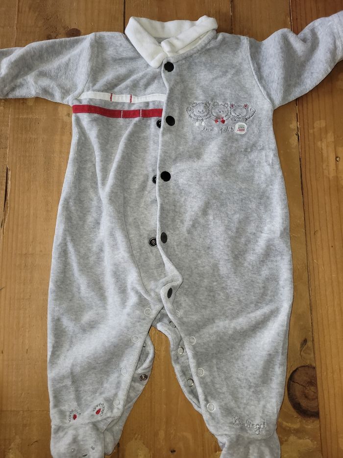 Lot pyjamas - photo numéro 3