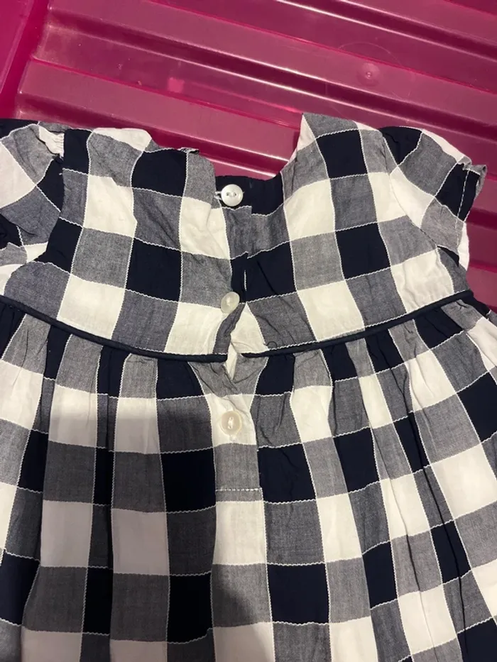 Robe à carreaux 3 mois - photo numéro 2