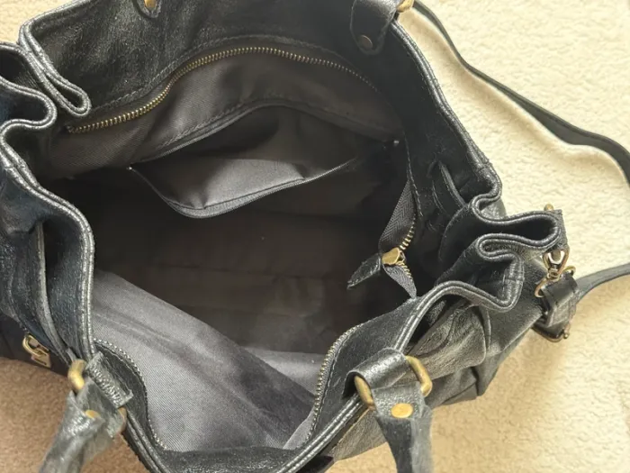 Grand sac noir en cuir véritable – Genuine leather - photo numéro 5