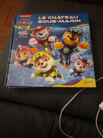 Le château sous-marin (aqua pups)