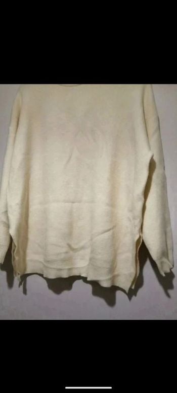 Pull Stradivarius jaune pastel. Taille 38