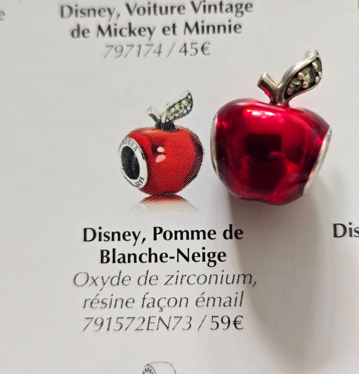 Charm pandora Disney pomme Blanche neige