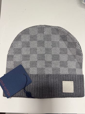 Bonnet Vuitton 
