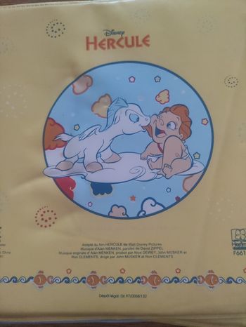Livre jeu hercule Disney