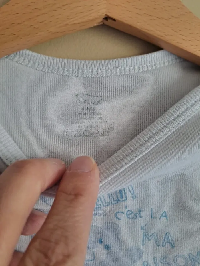 T-shirt garçon 4 ans influx blanc tbe agréable - photo numéro 3