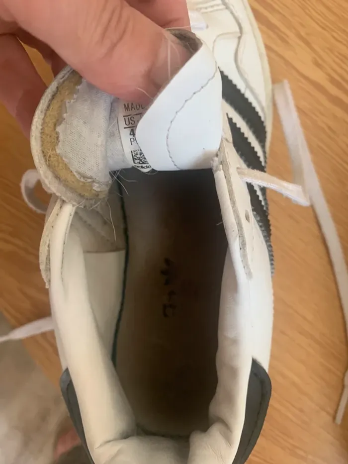 Basket Adidas taille 36 blanche bande noir - photo numéro 5