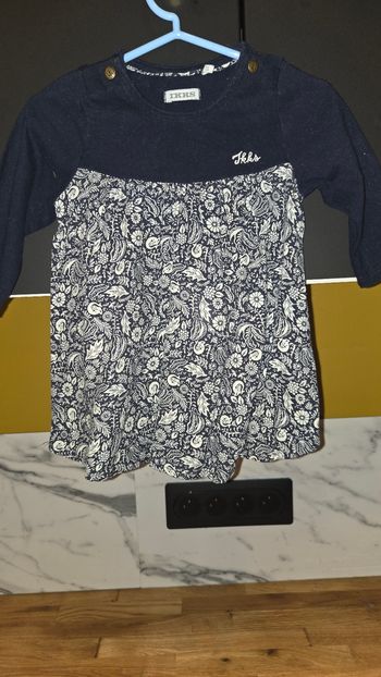 Robe  noir  ikks  6 mois  /  ikks