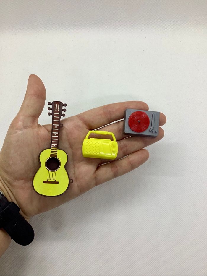 Lot Barbie Mattel vintage thème musique fiesta guitare radio tourne disque