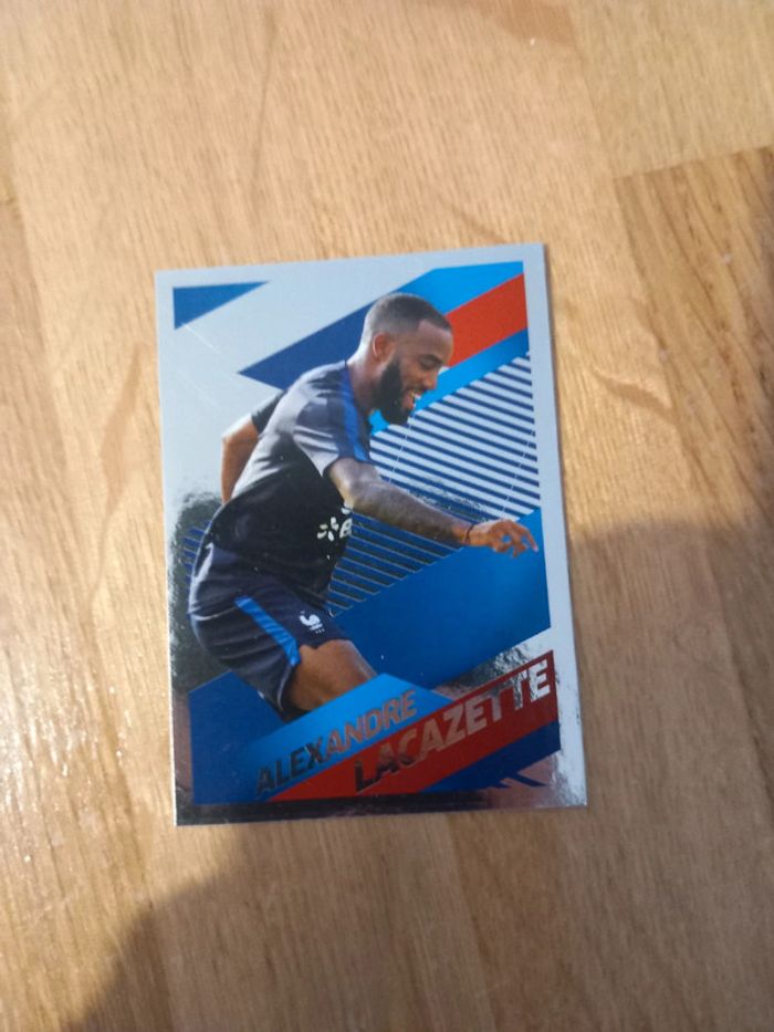 Carte Argent Alexandre Lacazette 69 France FFF Panini Family Carrefour