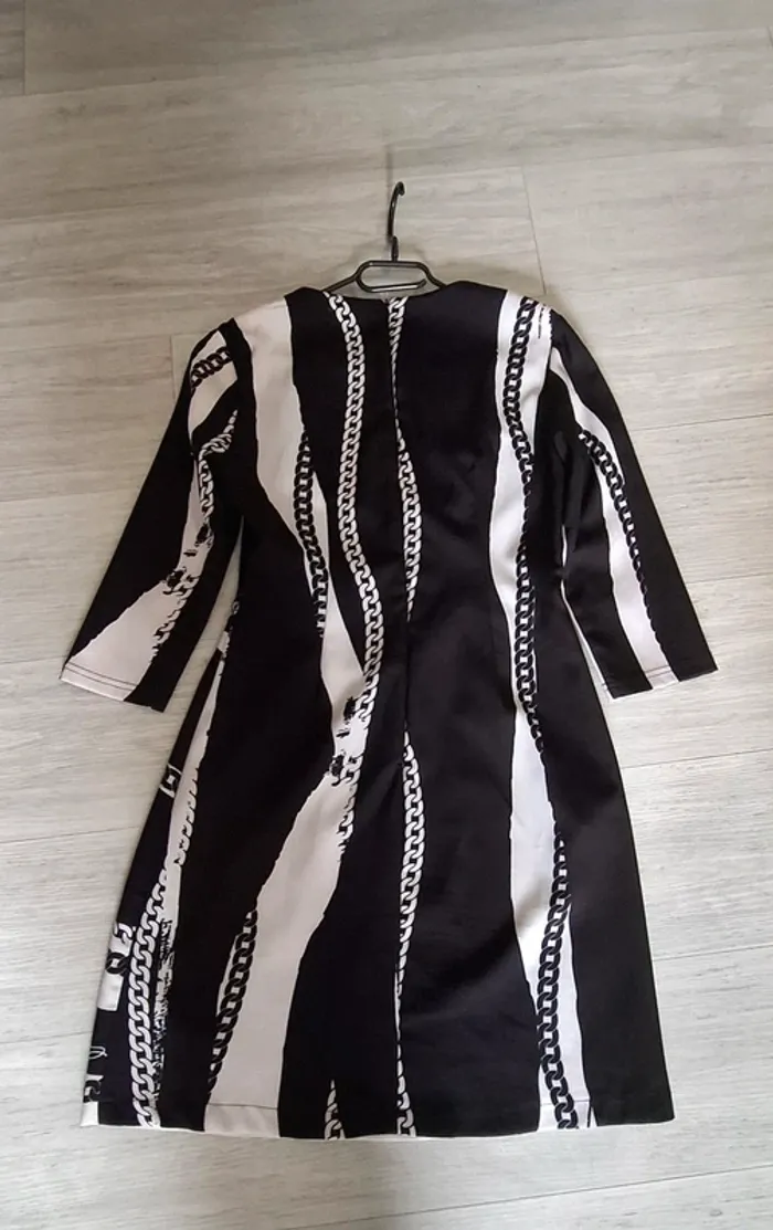 Robe manche longue - photo numéro 2