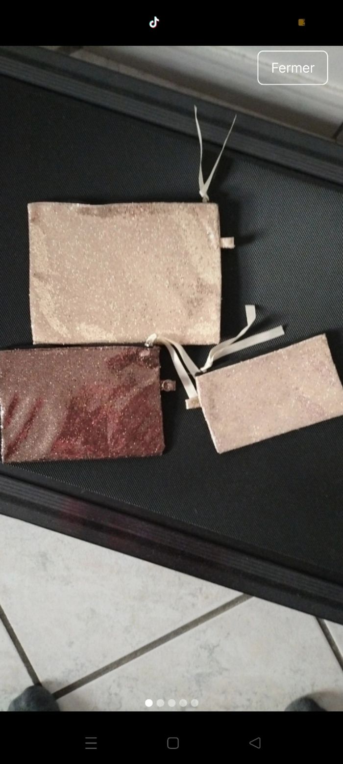 Lot petites pochettes