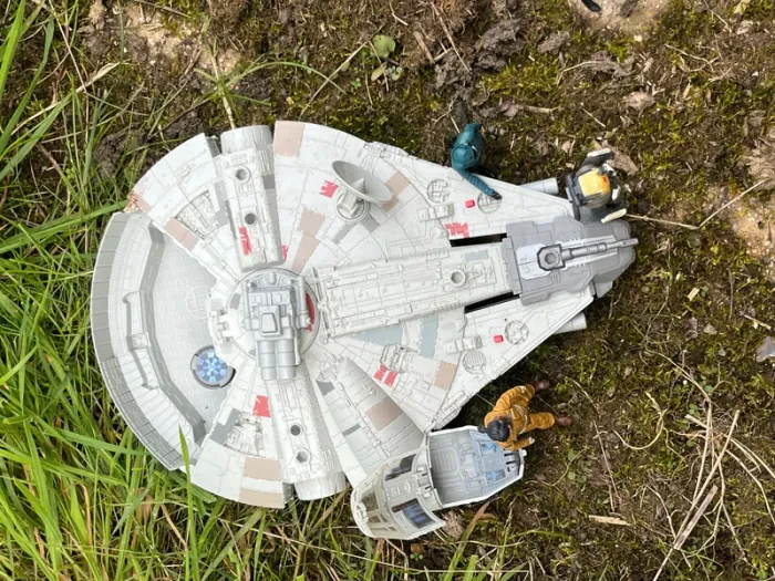 Lot figurines Star Wars + Faucon Millenium – Mission Rebelle Edition 2020 - photo numéro 9