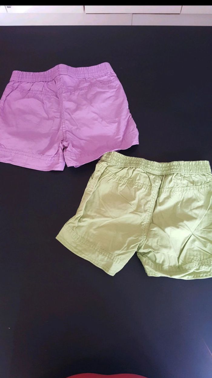 Lot de 2 shorts 4 ans - photo numéro 2