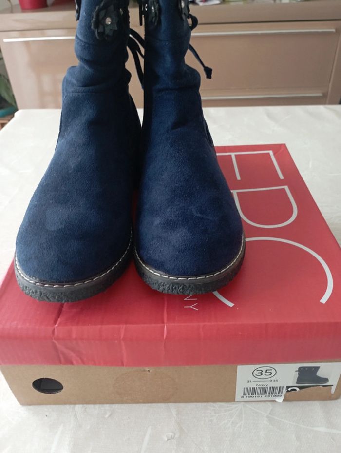 Bottines bleu marine en daim FPC taille 35 neuves 20€