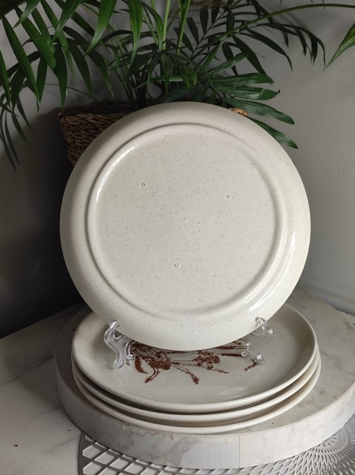 Assiettes plates grès moucheté - photo numéro 2