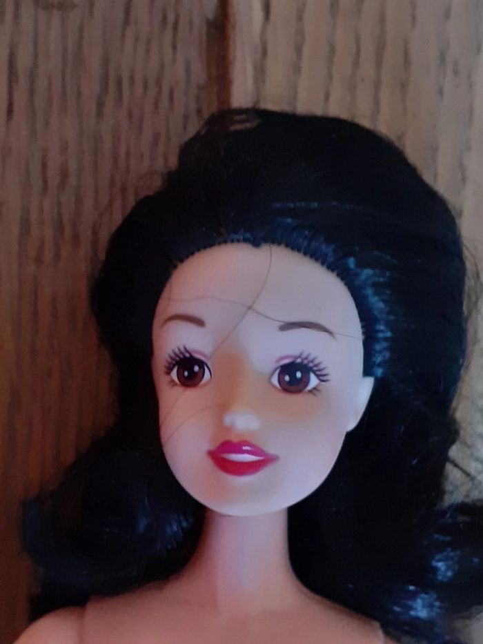 Poupée mannequin blanche neige Disney - photo numéro 2