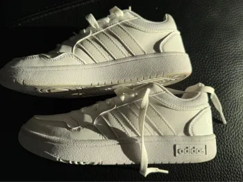 Baskets Adidas
