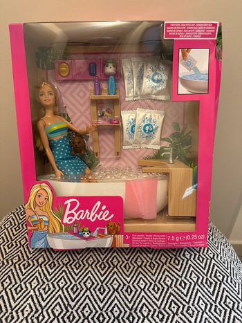 Mattel - Coffret poupée Barbie bain coloré