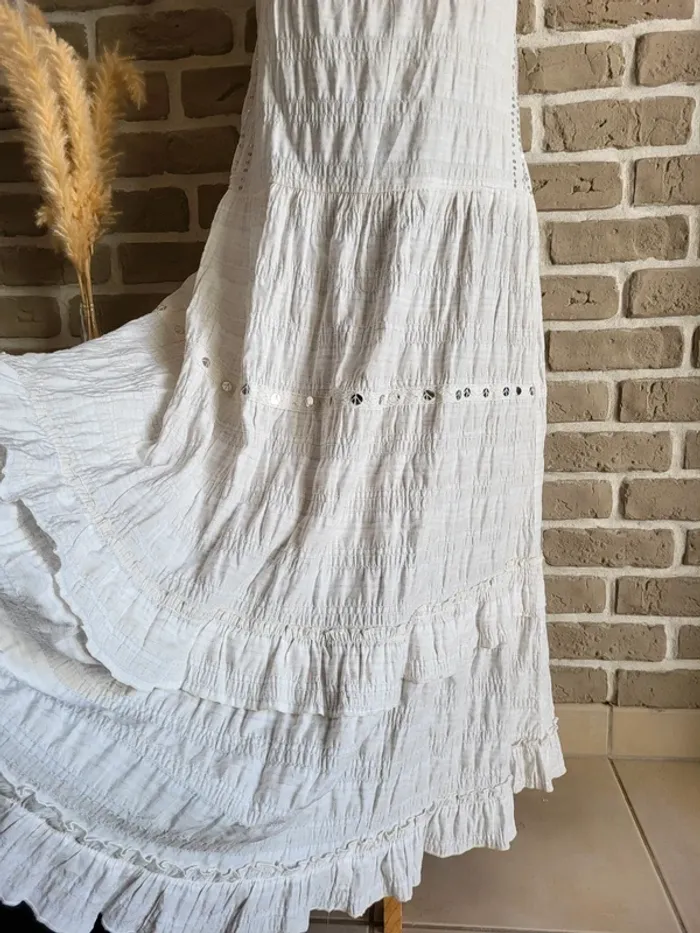 Robe bohème blanche avec sequins Jacqueline Riu - photo numéro 9