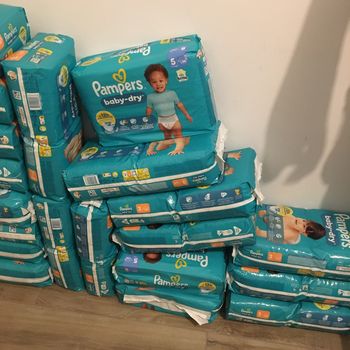 Couches Pampers baby dry taille 5