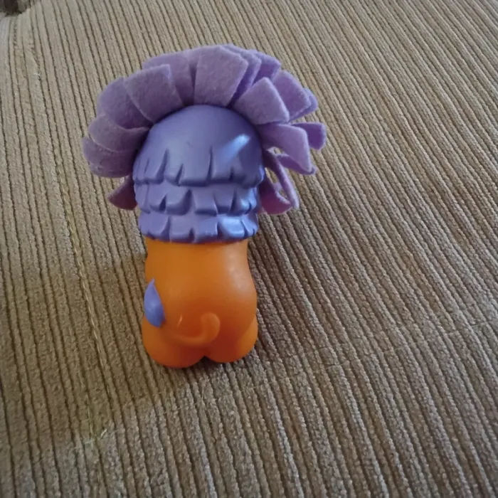 Lion violet - photo numéro 4