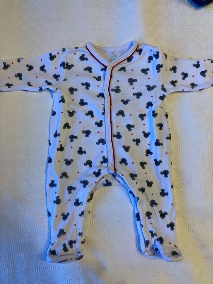 Lot de pyjamas - photo numéro 3