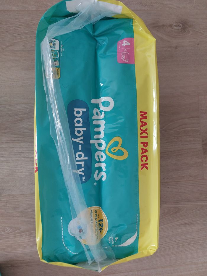 Couches pampers taille 4 - photo numéro 2