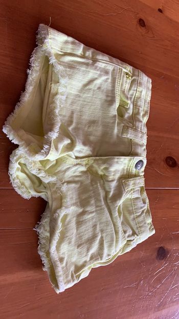 Short court a franges