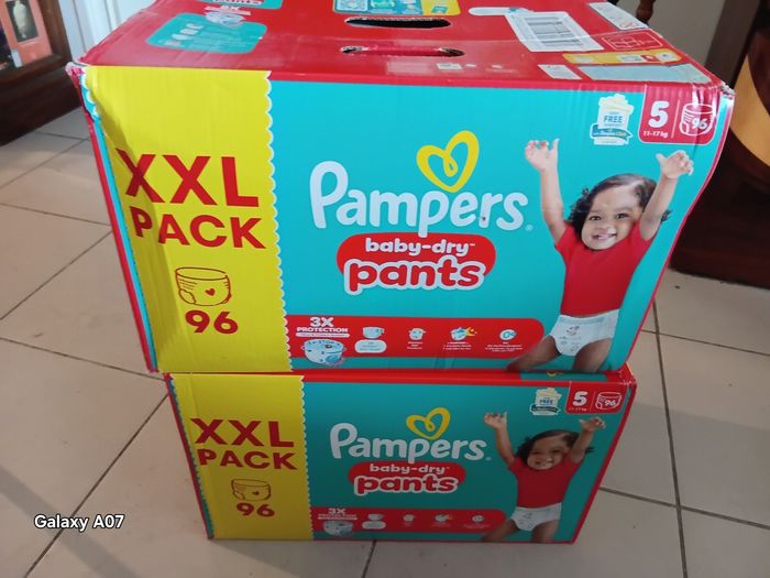 Couches pampers pants - photo numéro 3