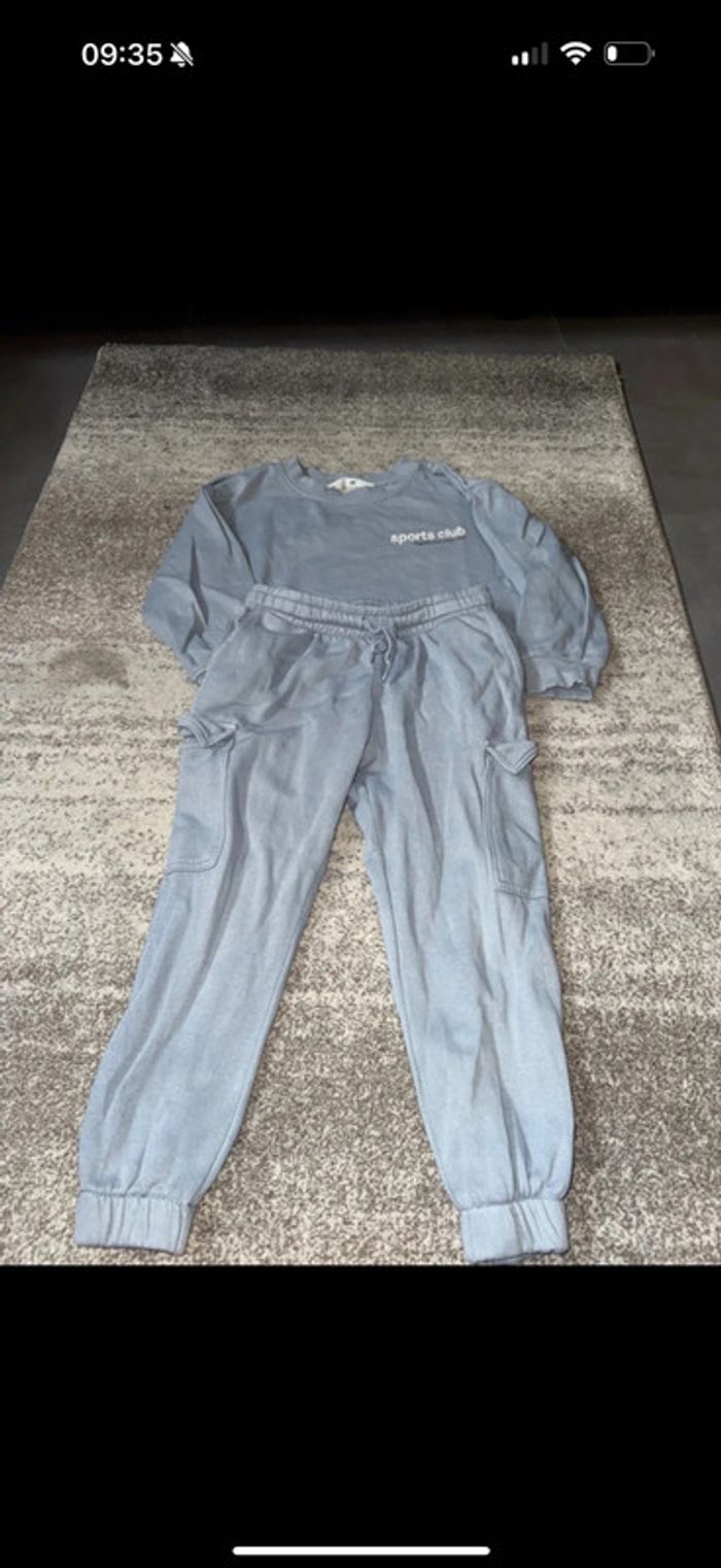 Ensemble jogging 110 tres bonne etat - photo numéro 2