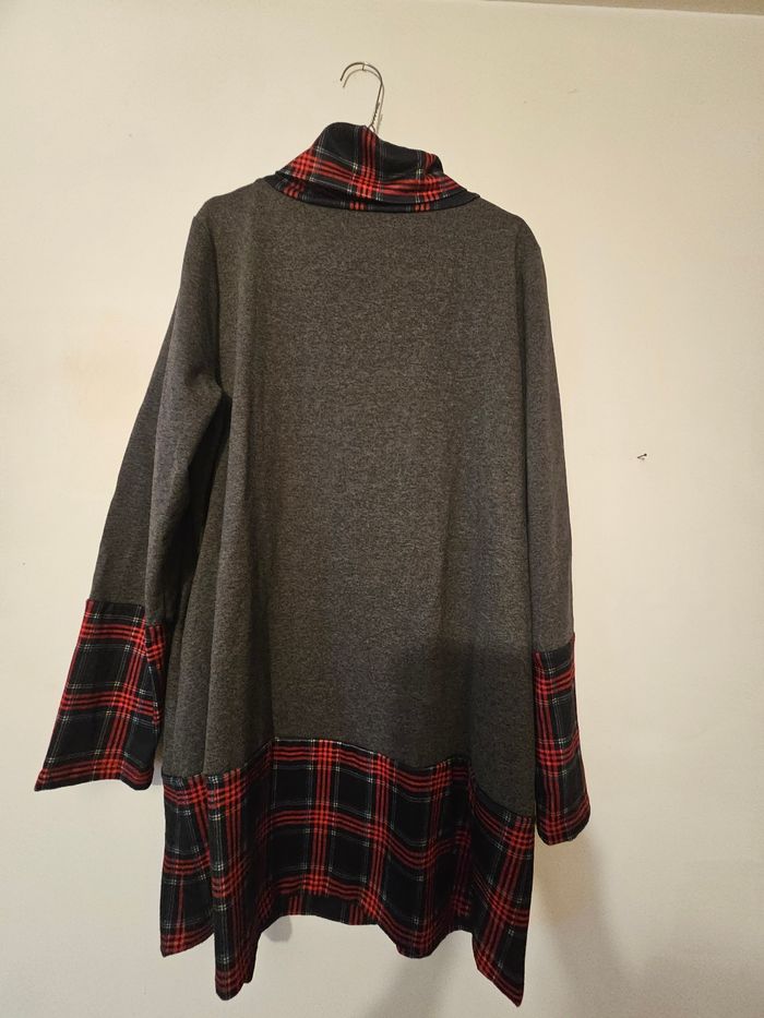 Jolie robe/tunique chaude et
confortable, style casual - esprit
tartan. - photo numéro 2