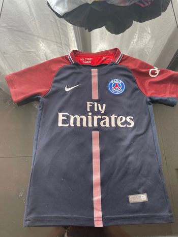 T-shirt, PSG en taille 7/8 ans