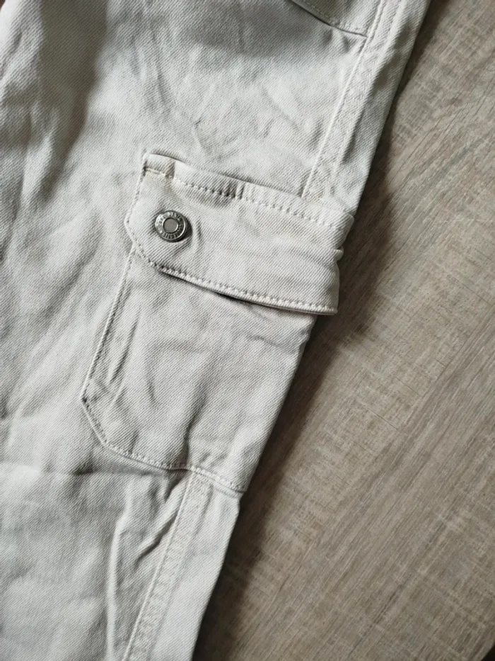 Jean cargo Zara 10 ans - photo numéro 2