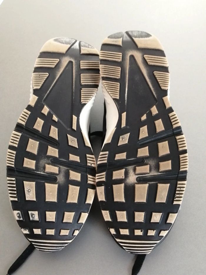 Basket noire T 41 - photo numéro 4