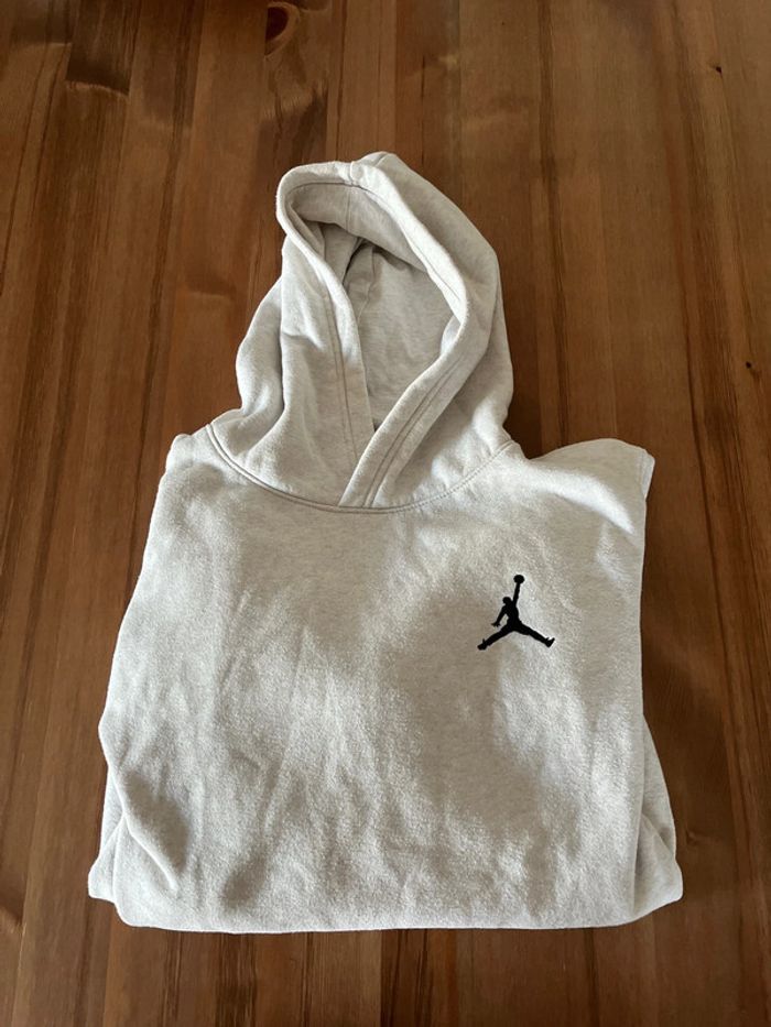 Pull à capuche marque Jordan garçon 12-13 ans
