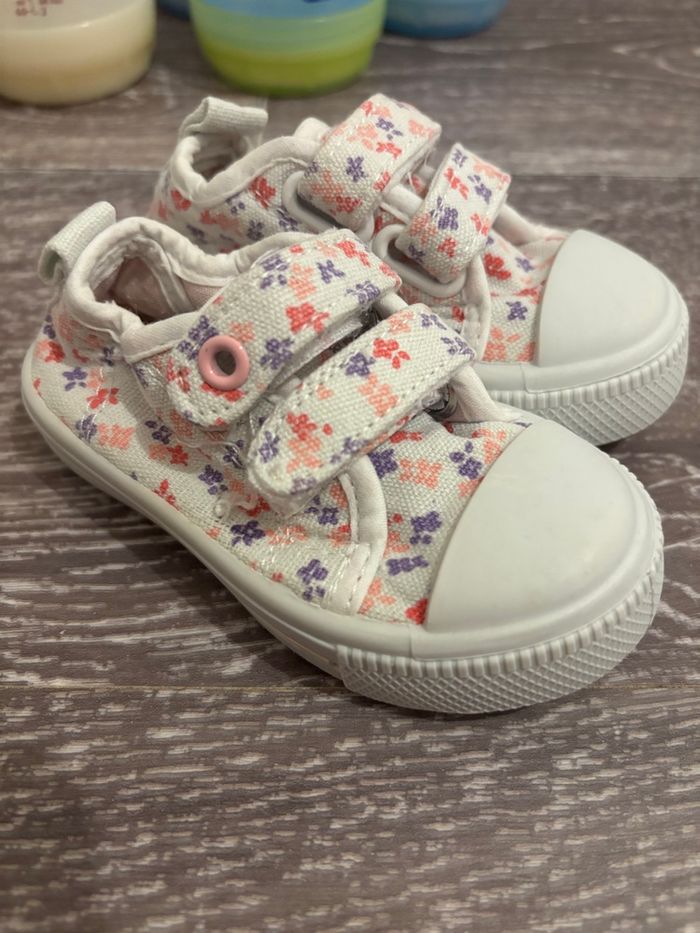 baskets In Extenso fleuries – Pointure 18 - photo numéro 3