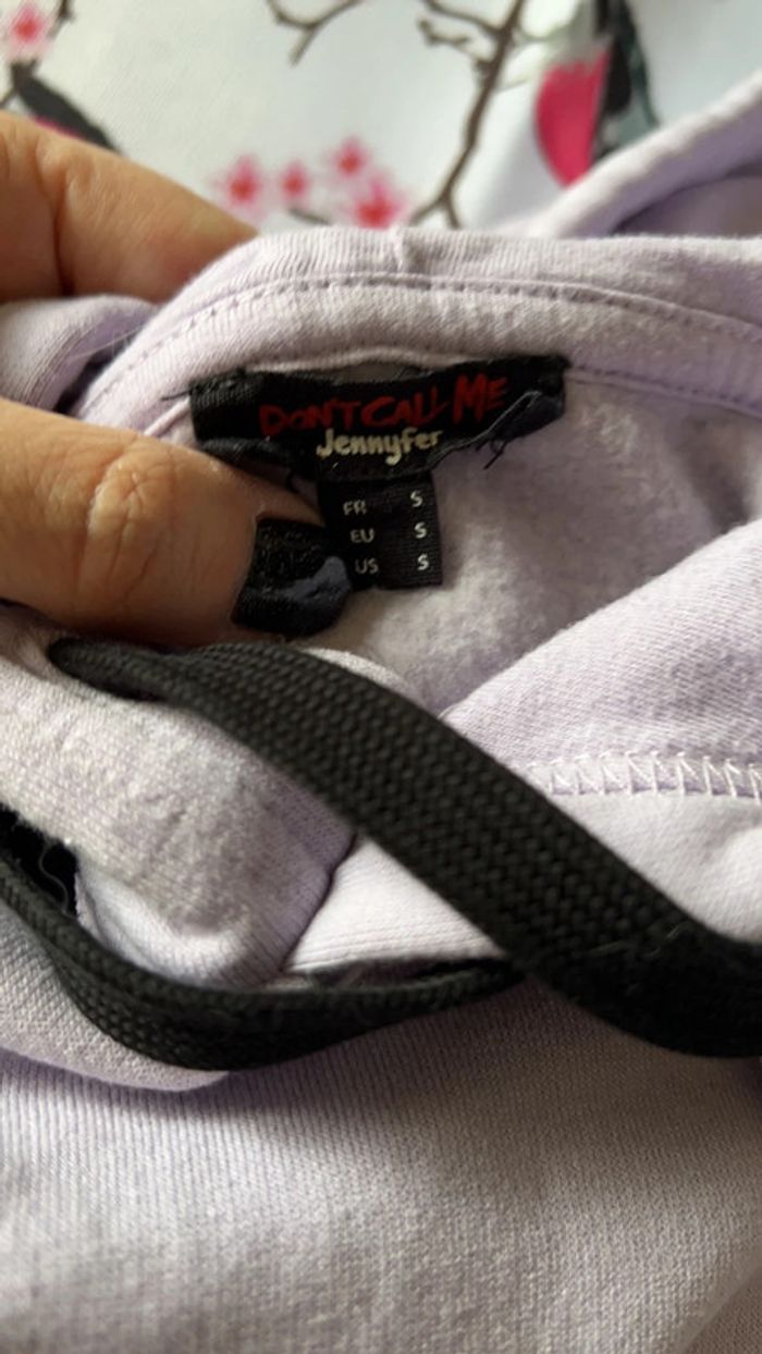 Sweat Jennifer - photo numéro 4