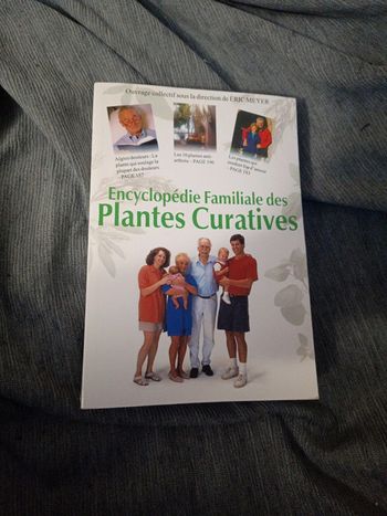 Encyclopédie familiale des plantes curatives Éric Meyer