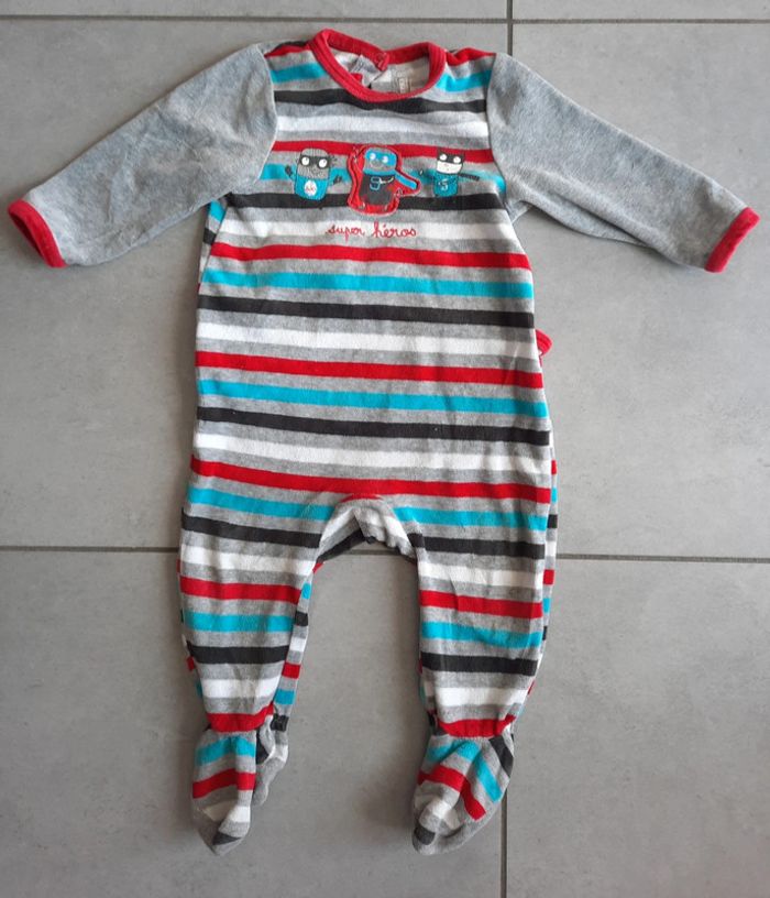 Lot pyjamas garçon 18 mois - photo numéro 2